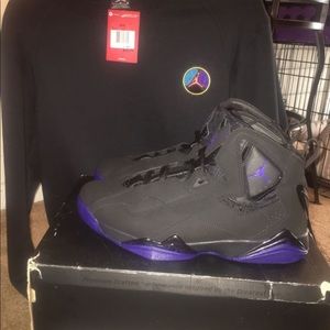 Jordan retro 8 sweatshirt & Jordan true flight